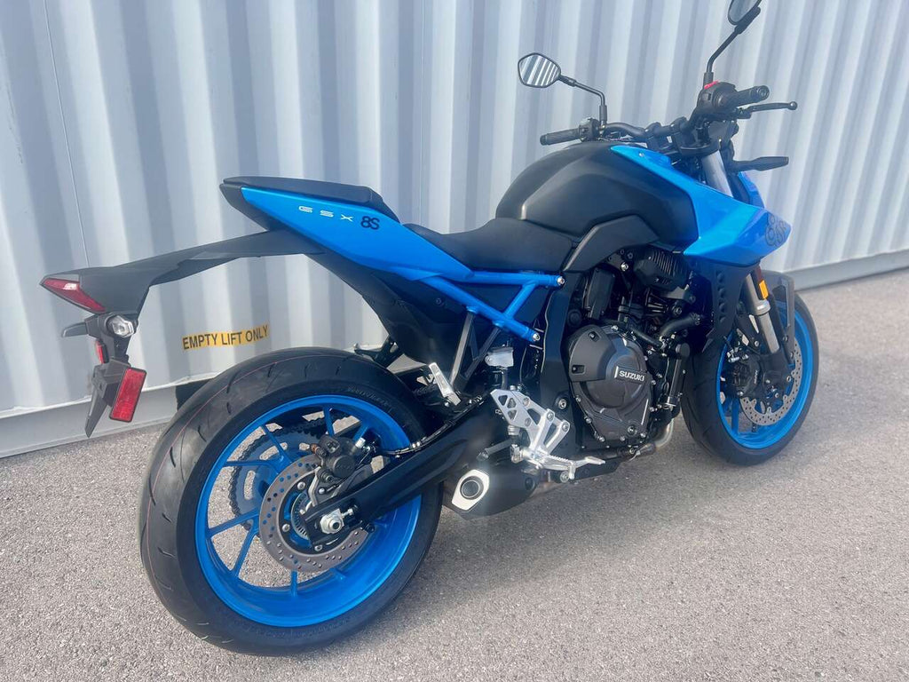 2023 SUZUKI GSX-8S