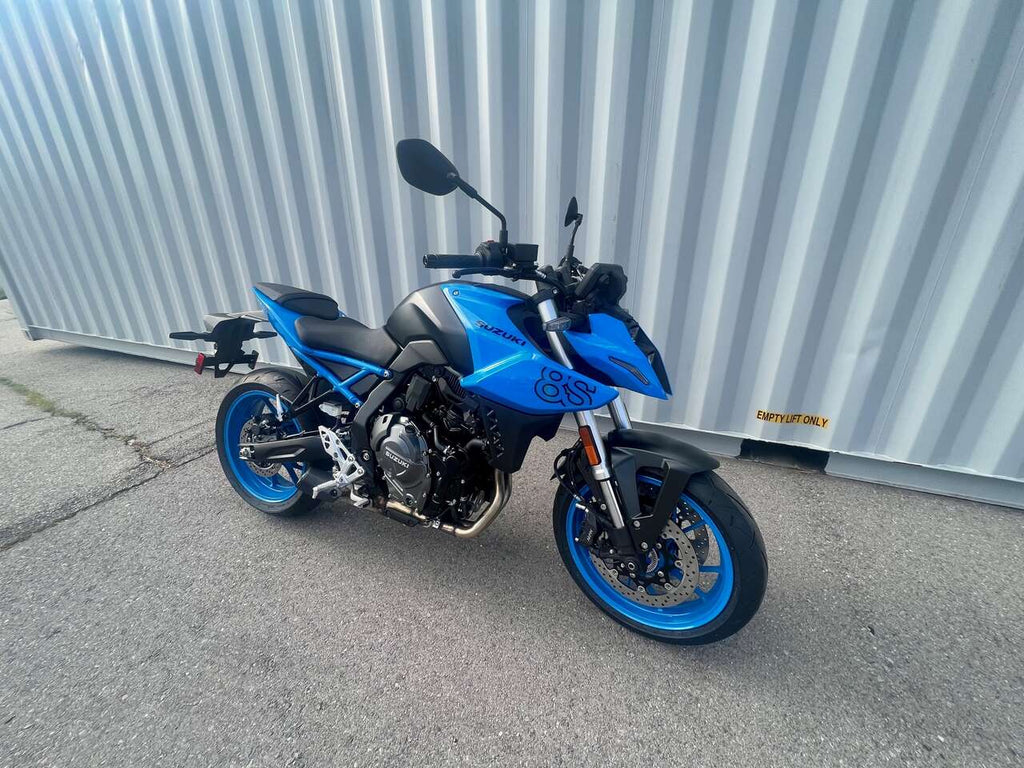 2023 SUZUKI GSX-8S