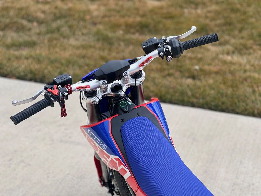 RFN SX-E5 RED / BLUE