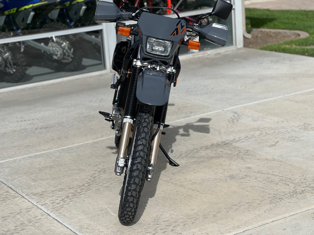 2026 DR650S Dual Sport  Black