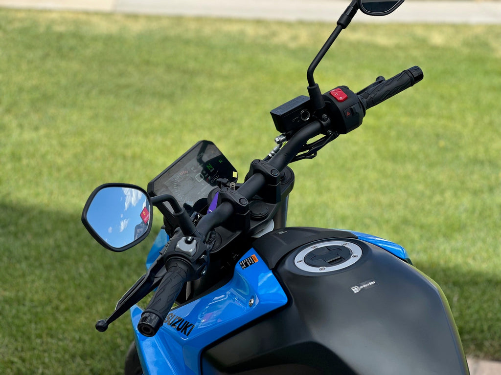2023 SUZUKI GSX-8S