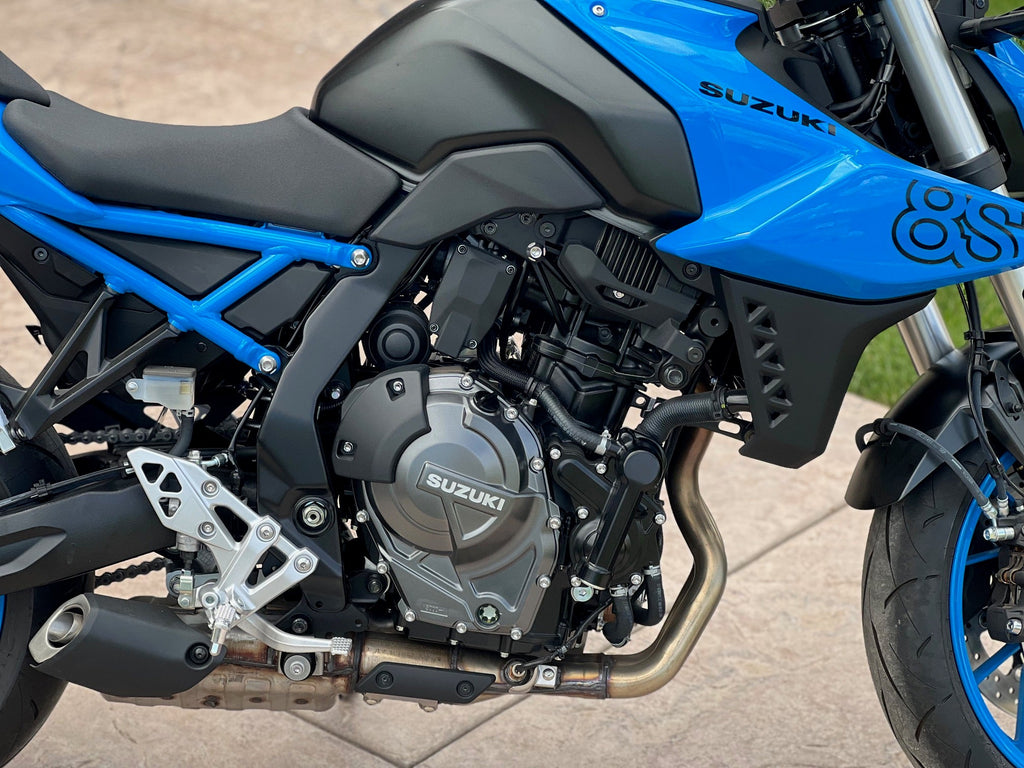 2023 SUZUKI GSX-8S