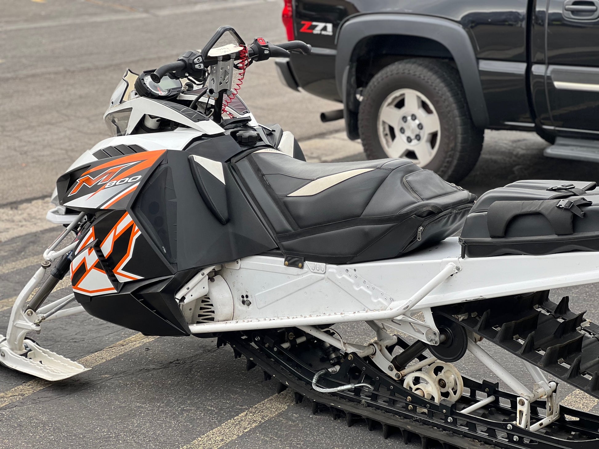 S2013 M 800 SNO PRO 162" LTD 2 W/0 ES WHITE