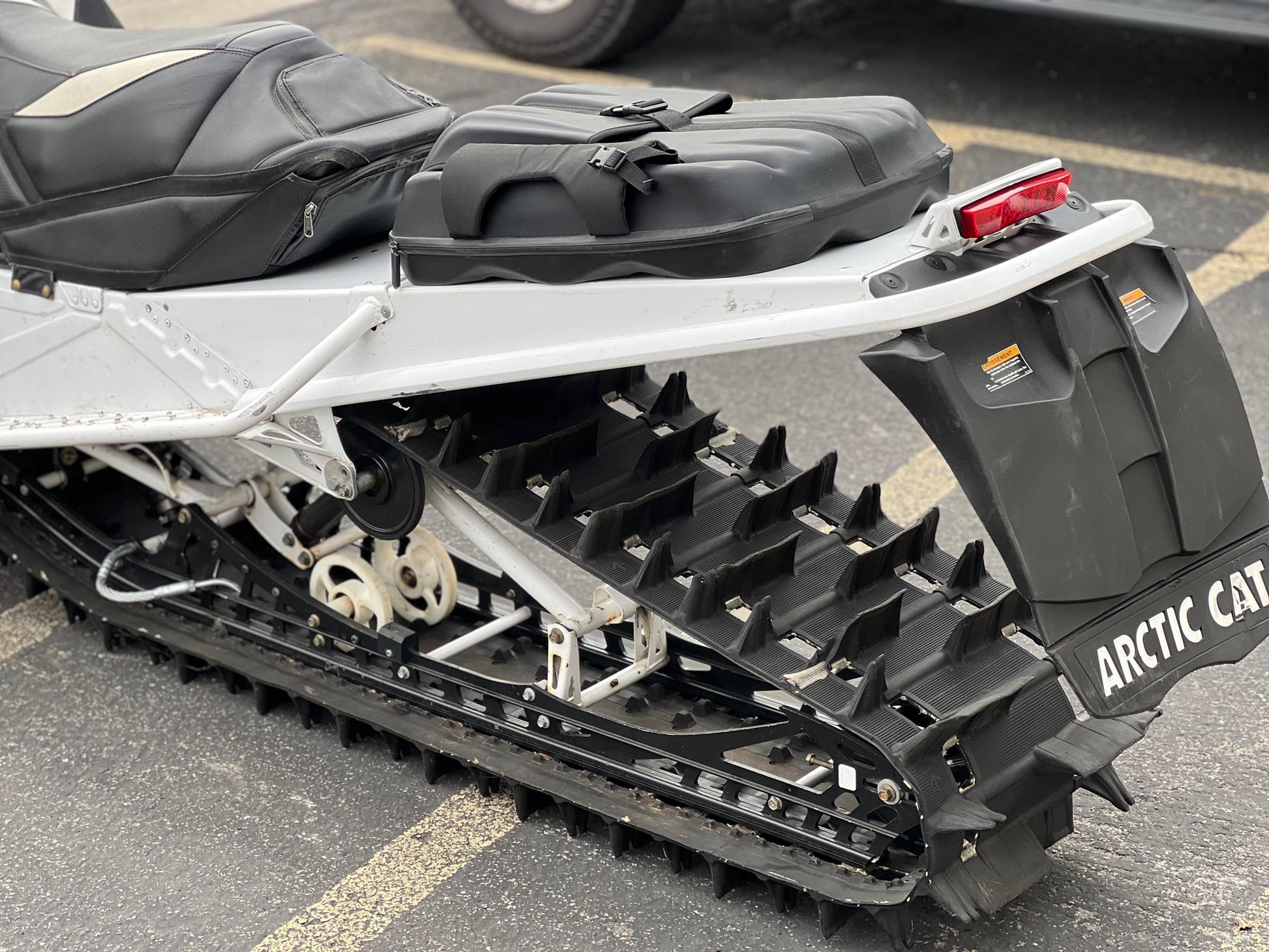 S2013 M 800 SNO PRO 162" LTD 2 W/0 ES WHITE