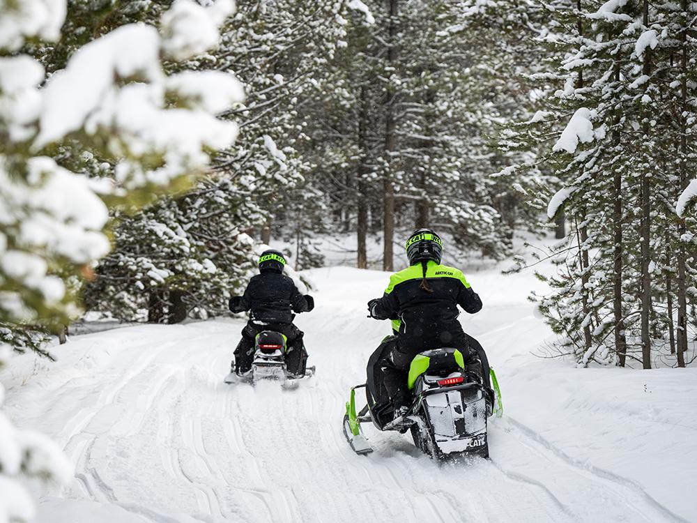 2026 ZR 200 ES Snowmobile
