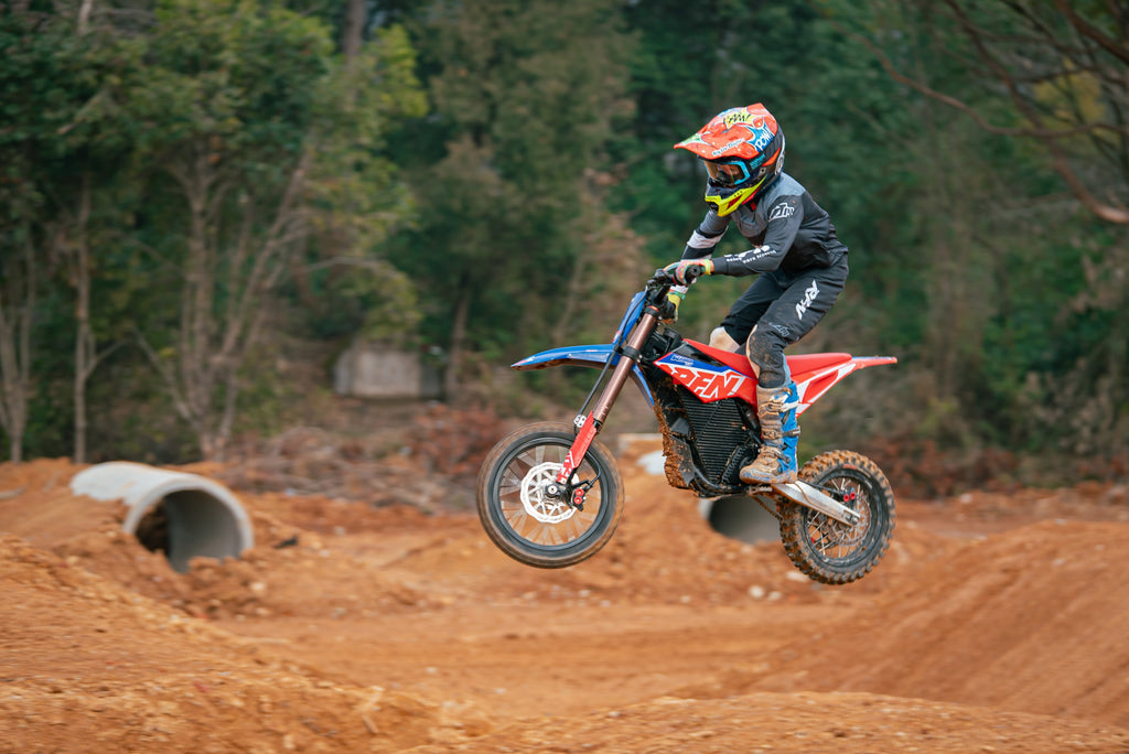 RFN SX-E5 RED / BLUE