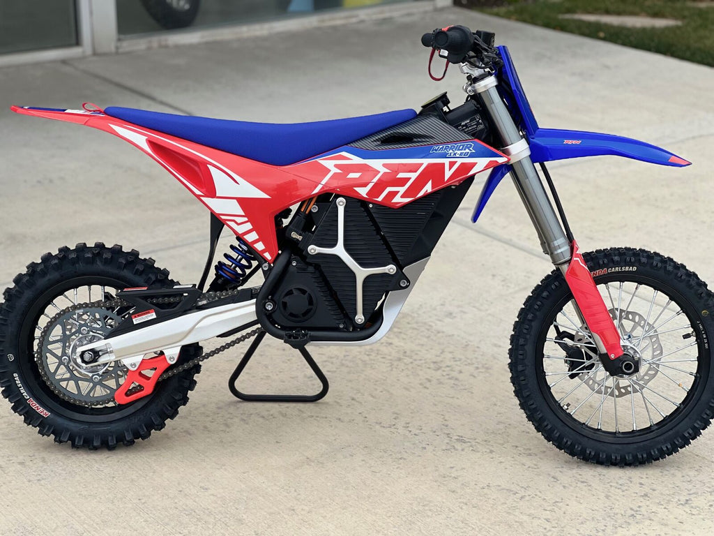 RFN SX-E8 BLUE / RED